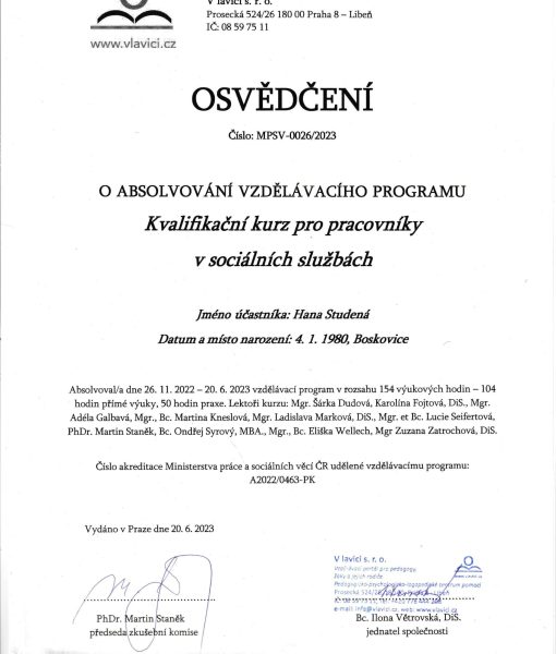 Pracovník v soc službách-min